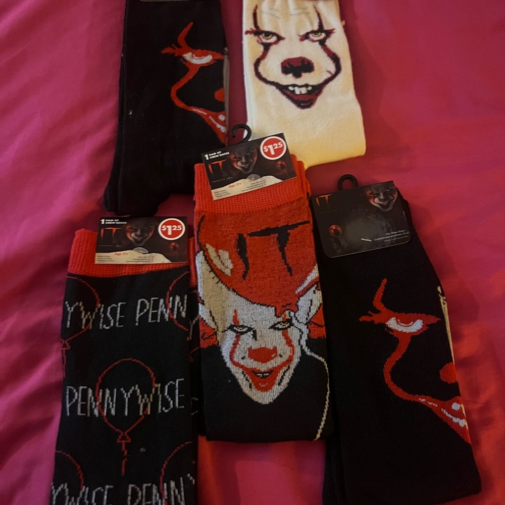 Pennywise Themed Men's Socks Set - Black, White, Red